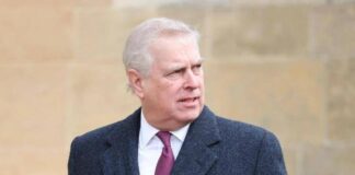 Andrew, via i titoli e la casa… ma non i privilegi funebri