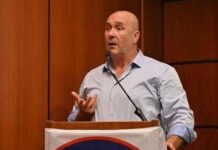 Bandecchi: “Nulla in comune con Vannacci, non c’entro con estrema destra”