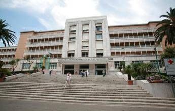 Bimbo trapiantato a Napoli, cuore ‘bruciato’ trasportato da Bolzano in un box di plastica comune