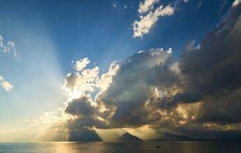 Breve tregua sull’Italia, poi una lunga fase di maltempo: le previsioni meteo