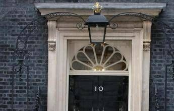 Caso Epstein, nuovo colpo per il premier Starmer: si dimette direttore Comunicazioni Downing Street