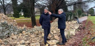 Muro crollato a Villa Cordellina Lombardi, il presidente della Provincia Nardin: “Ci stiamo attivando per ripristinarlo in sicurezza” Villa cordellina muro crollato Nardin e Parise