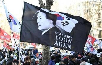 Corea del Sud, ex presidente Yoon condannato all’ergastolo