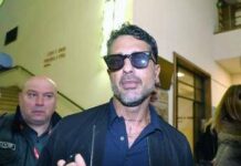 Corona sfida le ordinanze e torna su Instagram: “Trattative non ne facciamo”