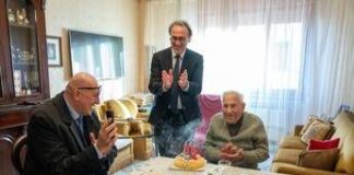 Crosetto e il caffè con il papà di Bonelli: “Ex combattente di 102 anni che ha fatto la storia d’Italia”