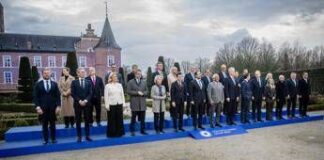 Dal summit nel castello gli obiettivi dei leader Ue per l’economia, roadmap a marzo