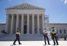 Dazi Usa, chi sono i tre giudici conservatori che hanno ‘voltato le spalle’ a Trump