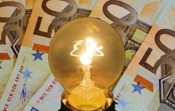 Decreto energia, tagli alle bollette: quanto si potrebbe risparmiare