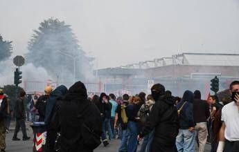 Disordini nei cortei pro Pal a Torino, eseguite 18 misure cautelari