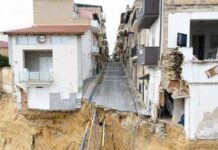 Frana a Niscemi, crolla anche la croce simbolo di speranza per il paese