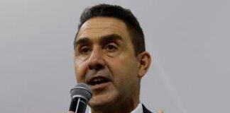 Futuro Nazionale, Vannacci registra il partito dal notaio: sarà lui il presidente