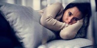 Il dolore cronico è rosa, ecco perché dura di più nelle donne