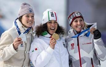 Il paradosso della ‘rule 40’ alle Olimpiadi: tutela il Cio per gli sponsor, penalizza gli atleti