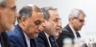 Iran-Usa, progressi a Ginevra ma ‘linee rosse’ di Trump restano: lo scenario