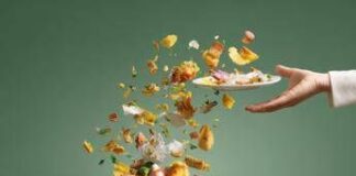 Italia maglia nera per spreco alimentare, ogni settimana buttato oltre mezzo chilo di cibo a persona