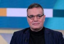 Klaus Davi, malore nella notte a Roma: “Forte affaticamento fisico”