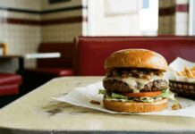 L’IA testerà la gentilezza dello staff nei fast food