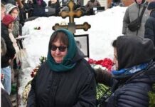 La madre di Navalny chiede giustizia: “Sapevamo che era stato assassinato”