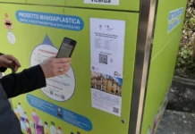 Vicenza, ecco il “Mangiaplastica”: bottiglie in Pet in cambio di punti sconto Mangiaplastica San Pio X vicenza