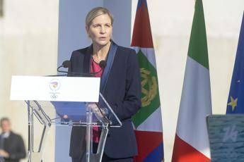 Milano Cortina 2026, La presidente del Cio Kirsty Coventry: “Siamo dove volevamo essere. Ice? Ciò che distrae dalle Olimpiadi è molto triste”