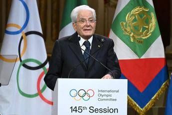 Milano Cortina, Mattarella: “Olimpiadi evento universale, chiediamo rispetto tregua olimpica”