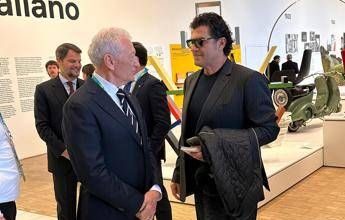 Milano Cortina, ‘rebus’ ultimo tedoforo. Da Tomba e Compagnoni a Goggia, chi accende i due bracieri alle Olimpiadi