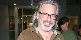 Morto a 71 anni l’attore Robert Carradine, il ‘papà’ di Lizzie McGuire