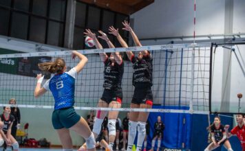 Volksbank Vicenza Volley, cuore e carattere: vittoria al tie break contro Peschiera Muro Volksbank Vicenza Volley a Ponti sul Mincio (Foto Roberto Muliere)