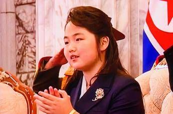 Nordcorea, dov’è Kim Ju Ae? La figlia di Kim Jong Un assente dal congresso del partito
