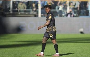 Gift Orban accusa arbitro di razzismo dopo espulsione? Prima il tweet, poi Verona smentisce: profilo falso