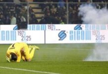 Petardo contro Audero, arrestato 19enne: è un ultras dell’Inter