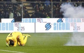 Petardo contro Audero, arrestato 19enne: è un ultras dell’Inter