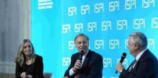 Pompeo: ‘O crediamo in noi stessi o diventeremo vassalli di Pechino”’