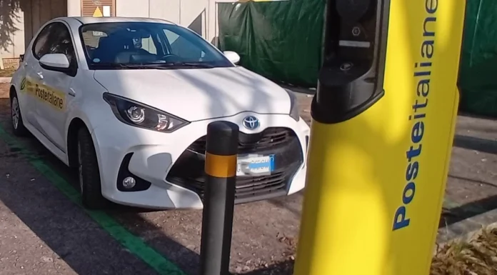 Poste Italiane, ricarica elettrica in provincia di Vicenza: 30 colonnine già attive colonnine Poste Vicenza