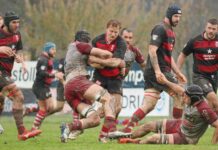 Rangers Rugby Vicenza a secco con la capolista Valorugby Emilia: 7-33 alla Rugby Arena Rangers Rugby Vicenza, un'azione col Valorugby Emilia