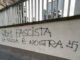 “Righi fascista”, liceo chiuso per atti vandalici. Il preside: “Pura brutalità”