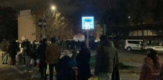 Roma, quartieri est senza acqua: lunghe file alle autobotti