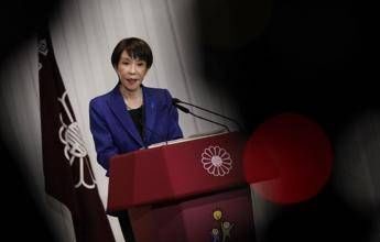 Sanae Takaichi, una ‘Lady di ferro’ tra abbracci con Trump e attriti con Xi