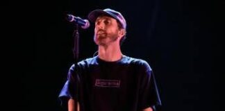 Sanremo 2026, Mecna chi è: la cover con Mara Sattei
