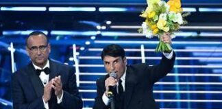 Sanremo 2026, Sal Da Vinci: dalla standing ovation alle lacrime sul palco