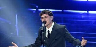 Sanremo 2026, Tredici Pietro chi è: in gara con il brano ‘Uomo che cade’