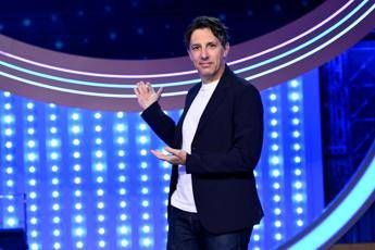 Sanremo 2026, co-conduttore Ubaldo Pantani: chi è l’imitatore di Lapo Elkann