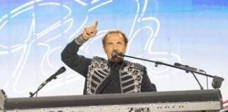 Sanremo 2026, i Pooh ospiti del Suzuki stage: il gran finale