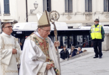 Anno Giubilare Mariano e della Rinascita Monte Berico 600, Stefani alla messa di Parolin: «Occasione per riflettere sui valori dei veneti» Anno Giubilare Mariano e della Rinascita Monte Berico 600, il cardinale Pietro Parolin entra a Monte Berico per la messa dell'8 febbraio 2026