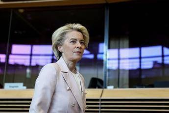 Ue, von der Leyen ‘mette in riga’ commissari: “Troppe fughe di notizie”