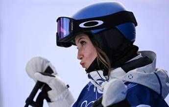 Una ‘baby’ milionaria alle Olimpiadi: chi è Eileen Gu, star del freestyle e atleta più pagata di Milano Cortina 2026