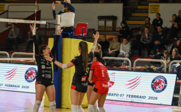 Serie B1 femminile girone C, Volksbank Vicenza Volley riparte forte: 3-0 a Promoball Sanitars Volksbank Vicenza Volley esulta dopo un punto (foto Trogu)