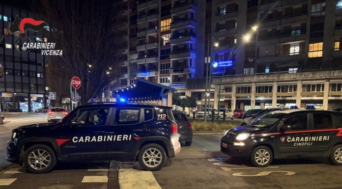 Schio, controlli in centro storico dei Carabinieri: un arresto, due denunce e diverse segnalazioni per stupefacenti schio controlli carabinieri