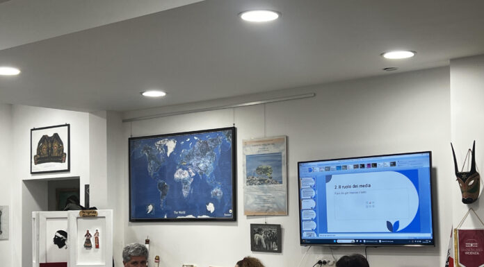 Militarizzazione e resistenza locale, Sardegna e Vicenza si confrontano, relatori Giovanni Marangoni e Aide Esu (Unicagliari) Militarizzazione a Vicenza e in Sardegna