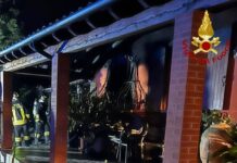 Brendola, fiamme in un’abitazione in via Foscolo nella notte. Intervento dei vigili del fuoco incendio Brendola